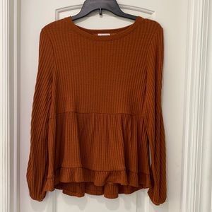 Juniors cute fall top